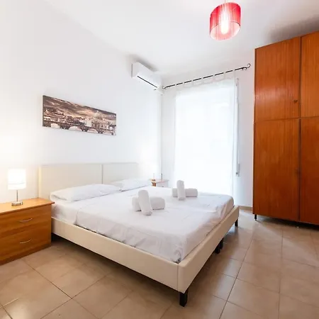 Lori-house Rome
